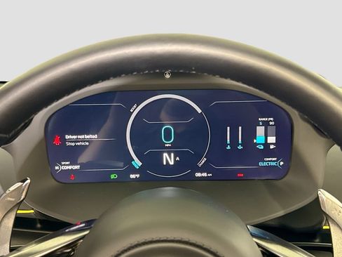 Used 2025 McLaren Artura Spider RWD image 11