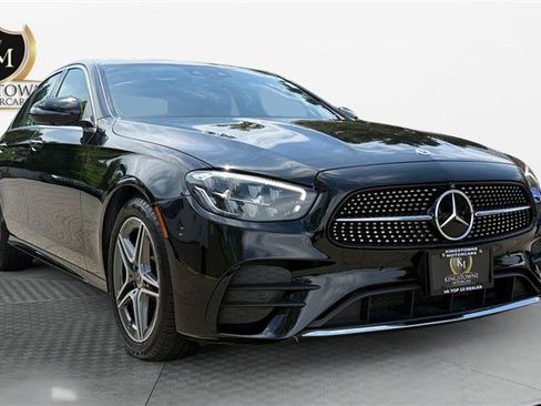Used 2022 Mercedes-Benz E 350 Sedan w/ Driver Assistance Package image 7