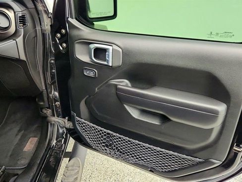 Used 2020 Jeep Wrangler Unlimited Sport S image 25