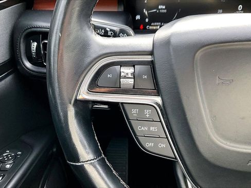 Used 2022 Lincoln Nautilus Reserve image 30
