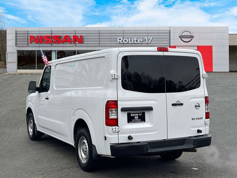 Used 2013 Nissan NV 1500 S w/ Side Curtain Airbag Pkg image 4