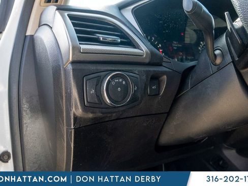 Used 2017 Ford Fusion SE image 14