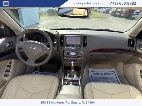Used 2010 INFINITI G37 Convertible w/ Premium Pkg RWD image 3