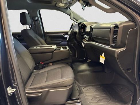 Used 2025 GMC Sierra 1500 SLE AWD/4WD image 16