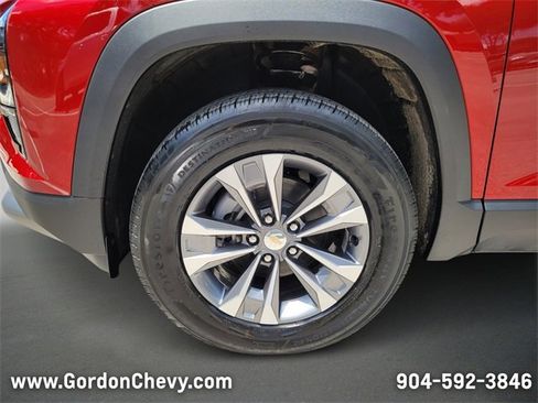 New 2026 Chevrolet Equinox LT image 9