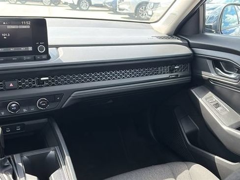 Used 2023 Honda Accord EX image 25