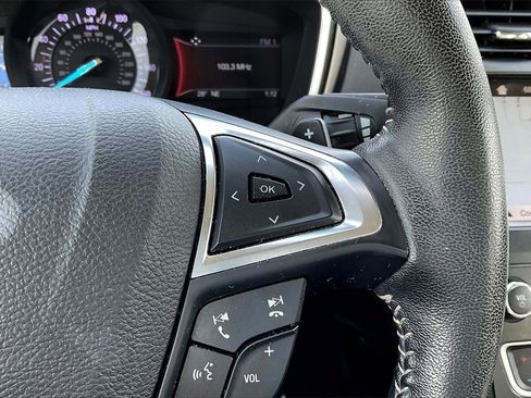 Used 2019 Ford Fusion SE w/ Equipment Group 151A image 21