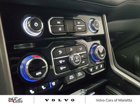 Used 2024 GMC Yukon Denali RWD image 33
