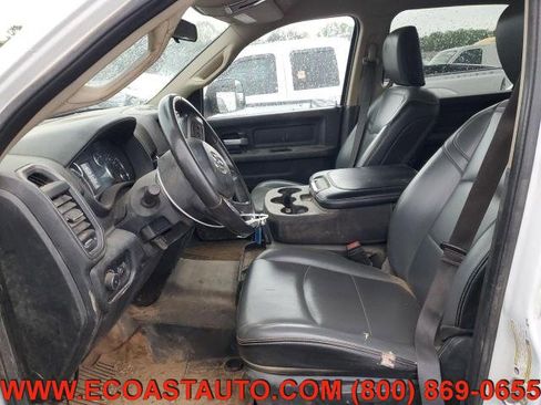 Used 2019 RAM 3500 Tradesman w/ Chrome Appearance Group image 8