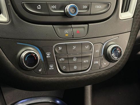 Used 2024 Chevrolet Malibu LT FWD image 16