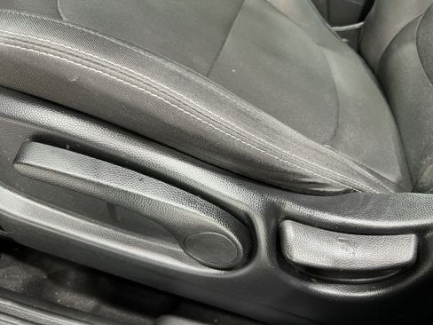 Used 2016 Kia Soul image 12