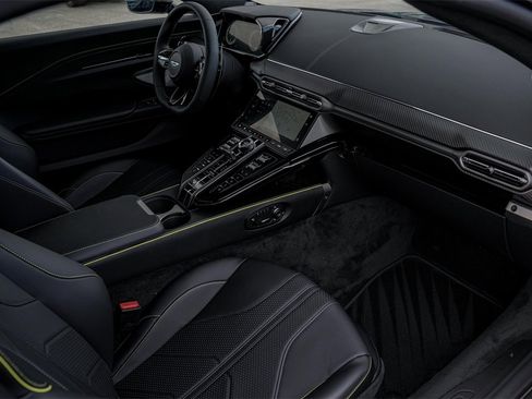 New 2026 Aston Martin V8 Vantage Roadster image 34