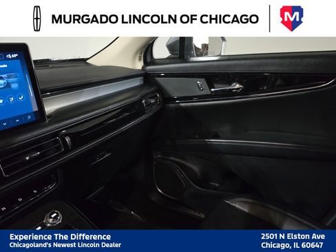 Used 2021 Lincoln Nautilus AWD image 28