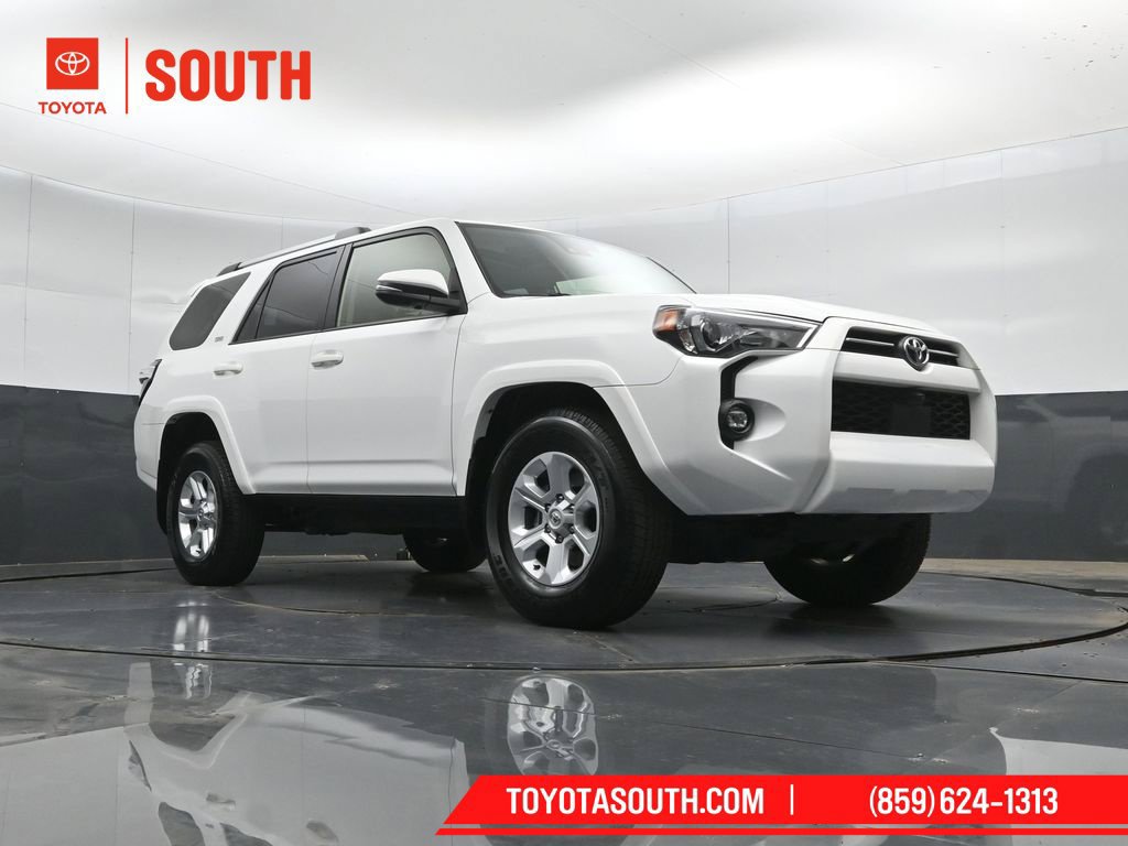 Used 2023 Toyota 4Runner SR5 Premium w/ Moonroof Package RWD image 39