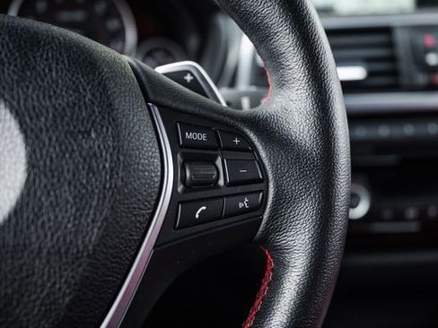 Used 2017 BMW 330i xDrive Wagon image 60