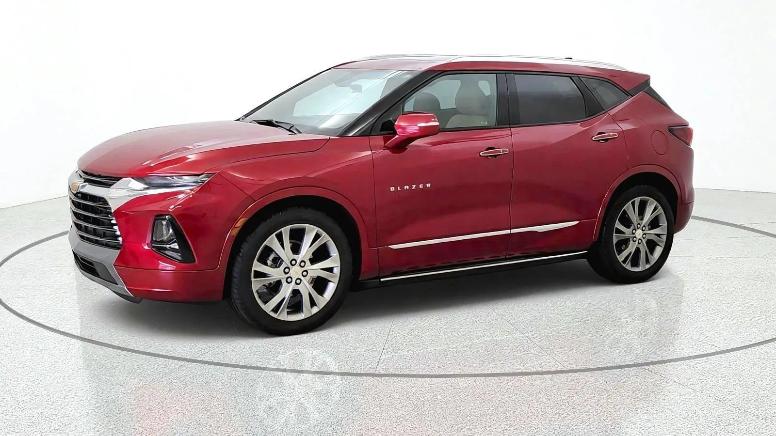 Used 2021 Chevrolet Blazer Premier w/ Driver Confidence II Package AWD/4WD image 4