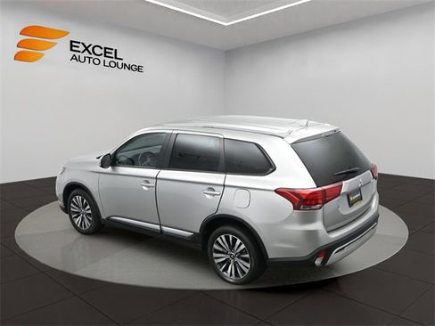 Used 2020 Mitsubishi Outlander SEL image 42