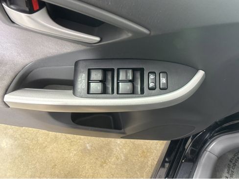 Used 2011 Toyota Prius Two image 33