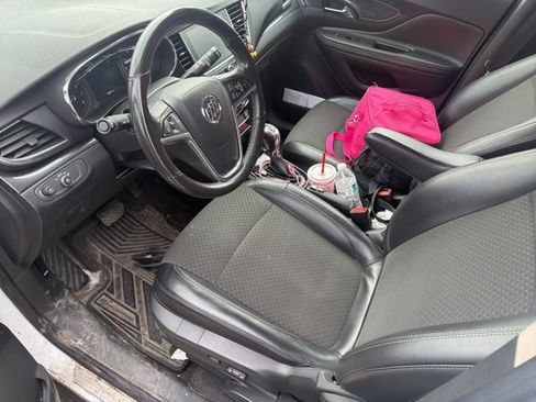 Used 2019 Buick Encore Preferred FWD image 5