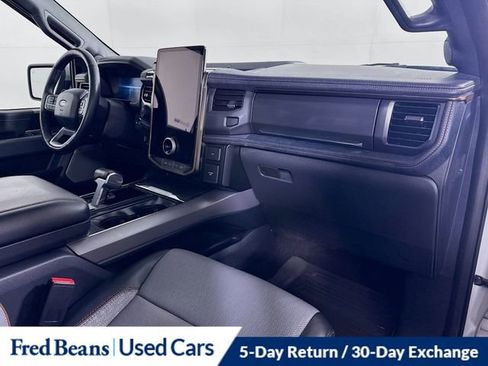Used 2024 Ford F150 Lightning Lariat image 30