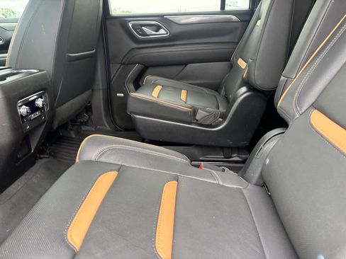 Used 2023 GMC Yukon XL AT4 AWD/4WD image 25