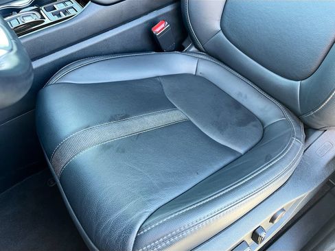 Used 2025 Honda Pilot Touring image 20