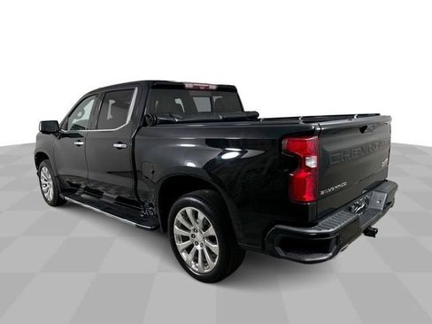 Used 2021 Chevrolet Silverado 1500 High Country w/ Technology Package AWD/4WD image 6