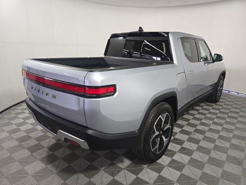 Used 2023 Rivian R1T Adventure image 5