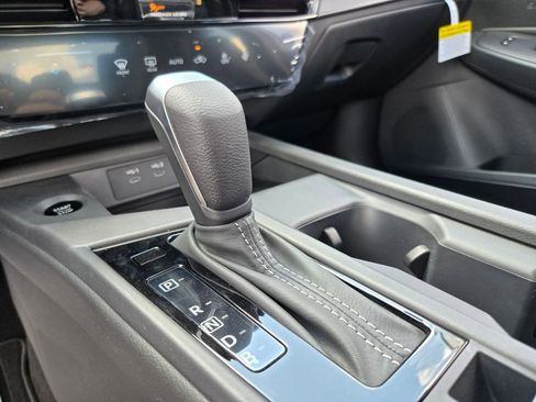 New 2026 Nissan Sentra SV w/ Floor Mat Package FWD image 8