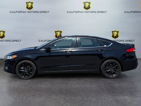 Used 2019 Ford Fusion SE w/ Equipment Group 151A image 2
