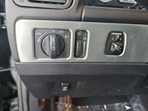 Used 2003 Ford Thunderbird image 19