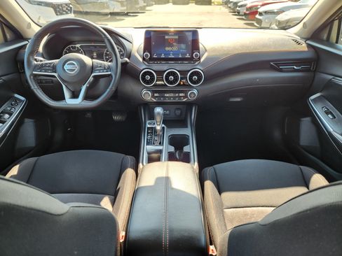 Used 2022 Nissan Sentra SR FWD image 8