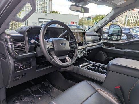 Used 2025 Ford F250 Lariat AWD/4WD image 15