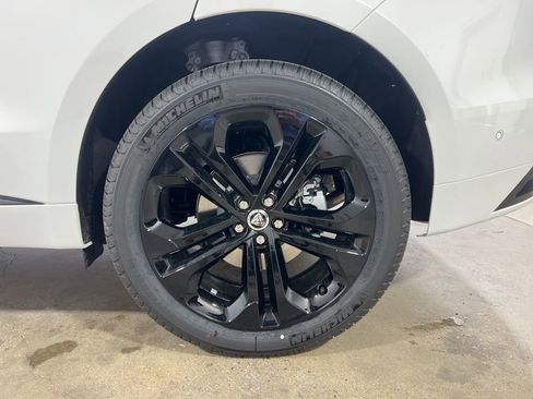 New 2026 Jaguar F-PACE R-Dynamic S image 30