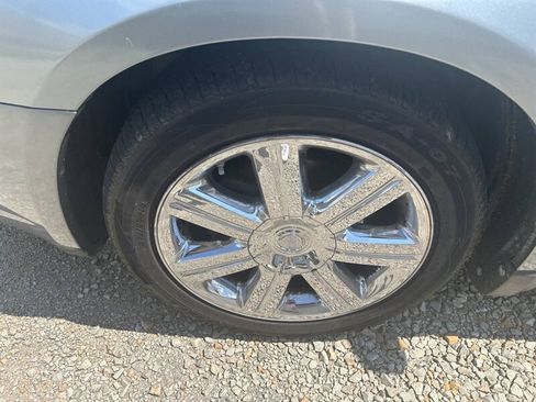 Used 2010 Chrysler Sebring Limited FWD image 25