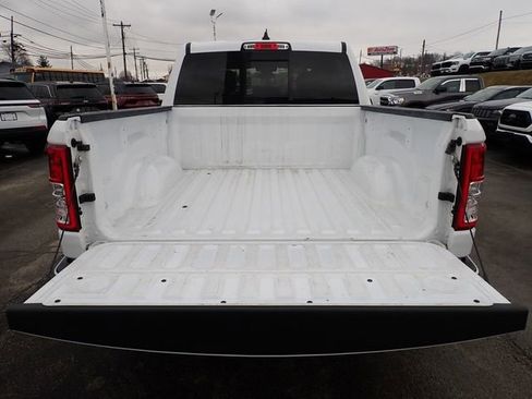 Used 2022 RAM 1500 Big Horn AWD/4WD image 7