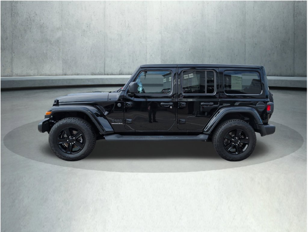 Used 2023 Jeep Wrangler Unlimited Sahara AWD/4WD image 2