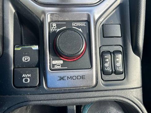 Used 2019 Subaru Forester Premium AWD/4WD image 25