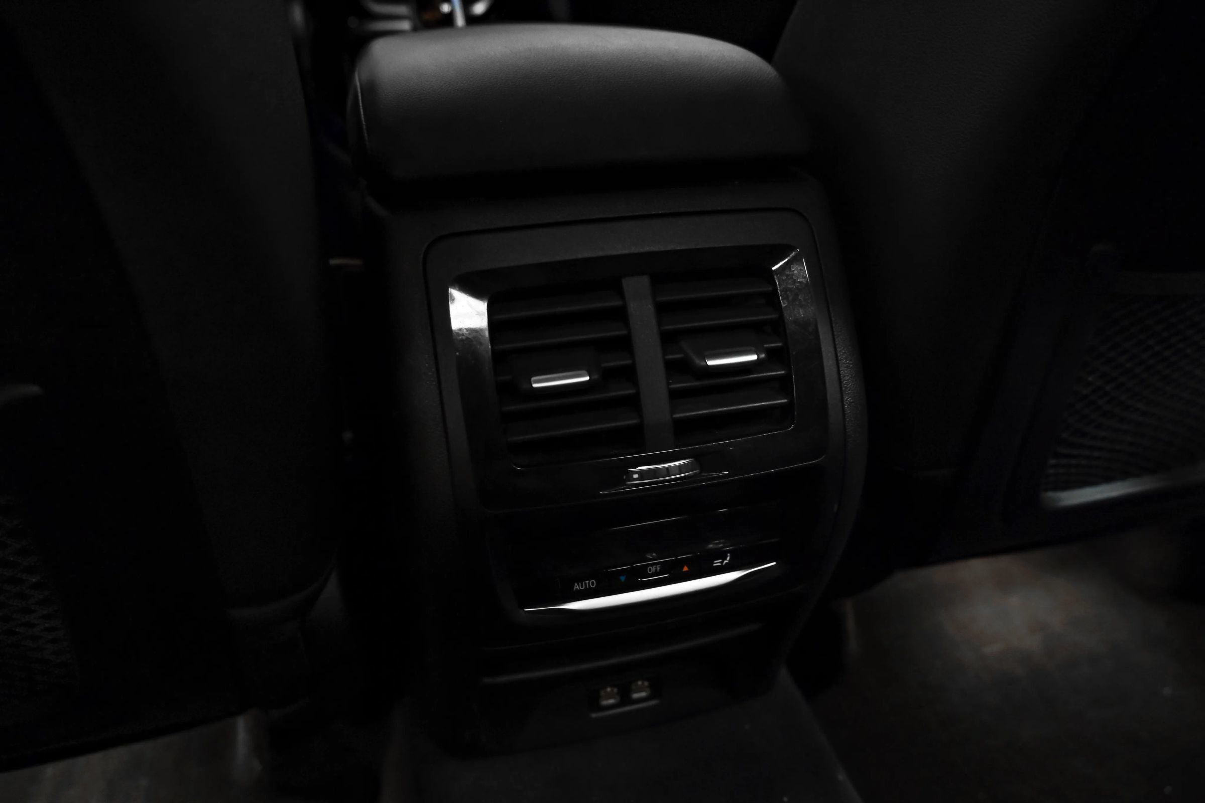 Used 2021 BMW X3 xDrive30i w/ M Sport Package AWD/4WD image 35
