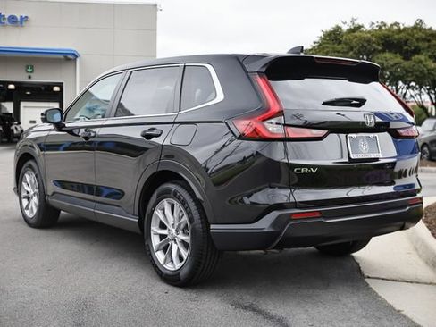 Used 2024 Honda CR-V EX image 7