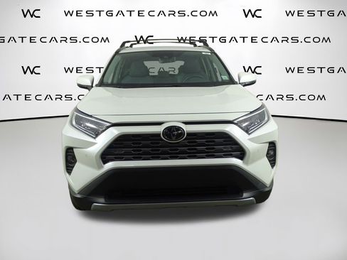 Used 2019 Toyota RAV4 Limited image 4
