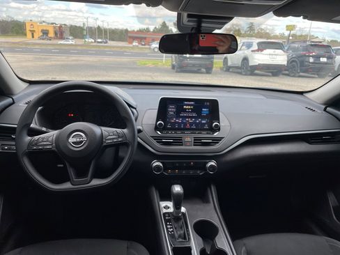 Certified 2025 Nissan Altima 2.5 S image 11