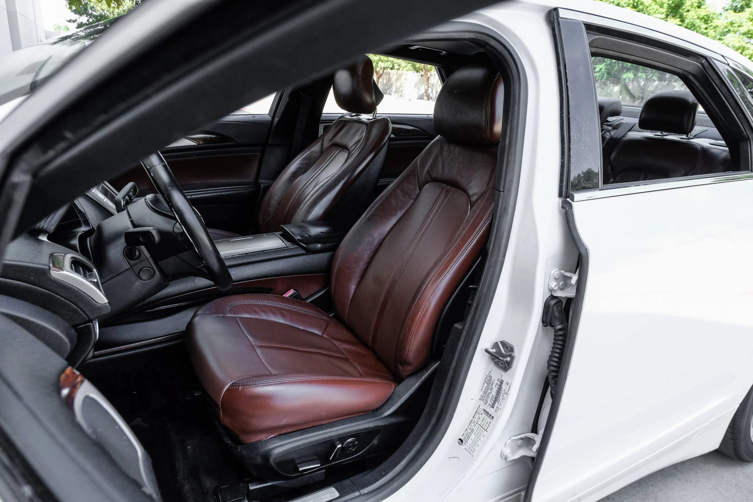Used 2017 Lincoln MKZ Reserve FWD image 37