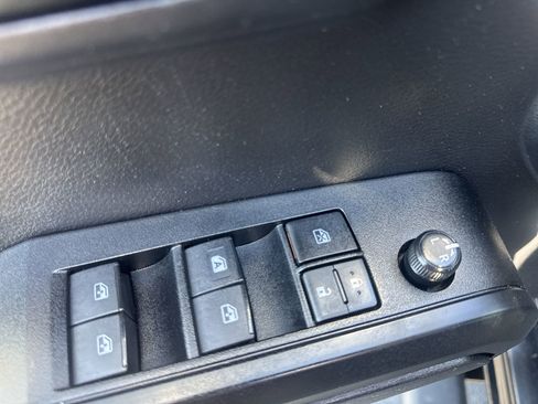 Used 2020 Toyota Tacoma SR w/ SR Convenience Package image 13