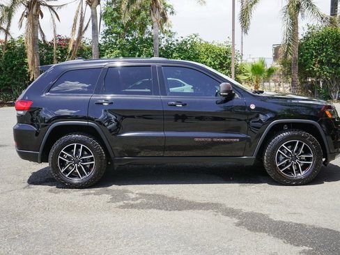 Used 2020 Jeep Grand Cherokee Trailhawk image 10