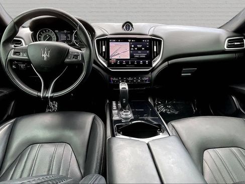 Used 2021 Maserati Ghibli RWD image 7