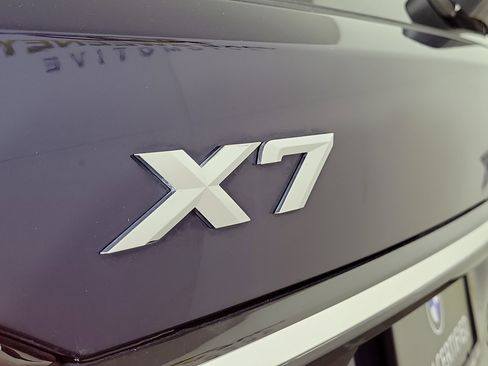 Certified 2024 BMW X7 xDrive40i image 24