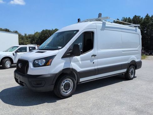 New 2026 Ford Transit 250 148 Medium Roof w/ Load Area Protection Package RWD image 7