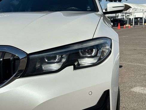 Used 2020 BMW 330i Sedan w/ Driving Assistance Package image 9