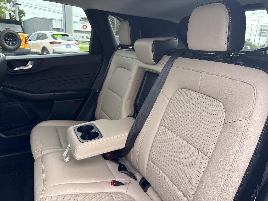 Certified 2022 Ford Escape SEL FWD image 24